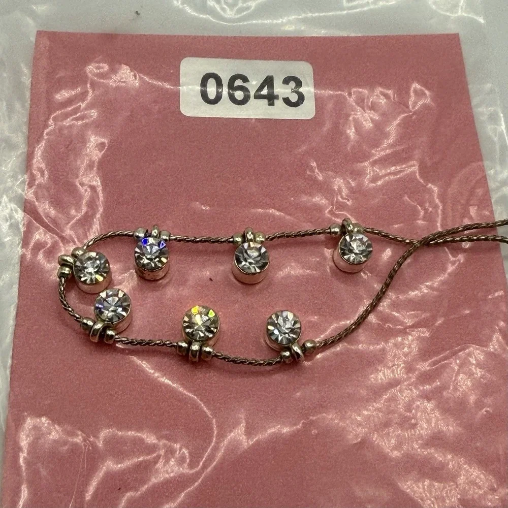 Silver Tone Rhinestone‎ Necklace 18